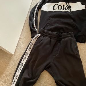 Men jogging pants set with matching sweater